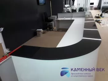 Акриловая накладка на ресепшн из камня Dupont Corian Night Sky